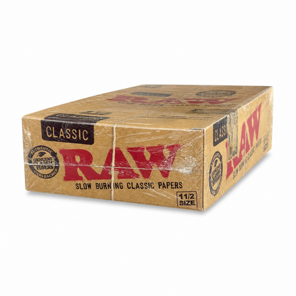 RAW Classic rolling paper full display box shown at an angle